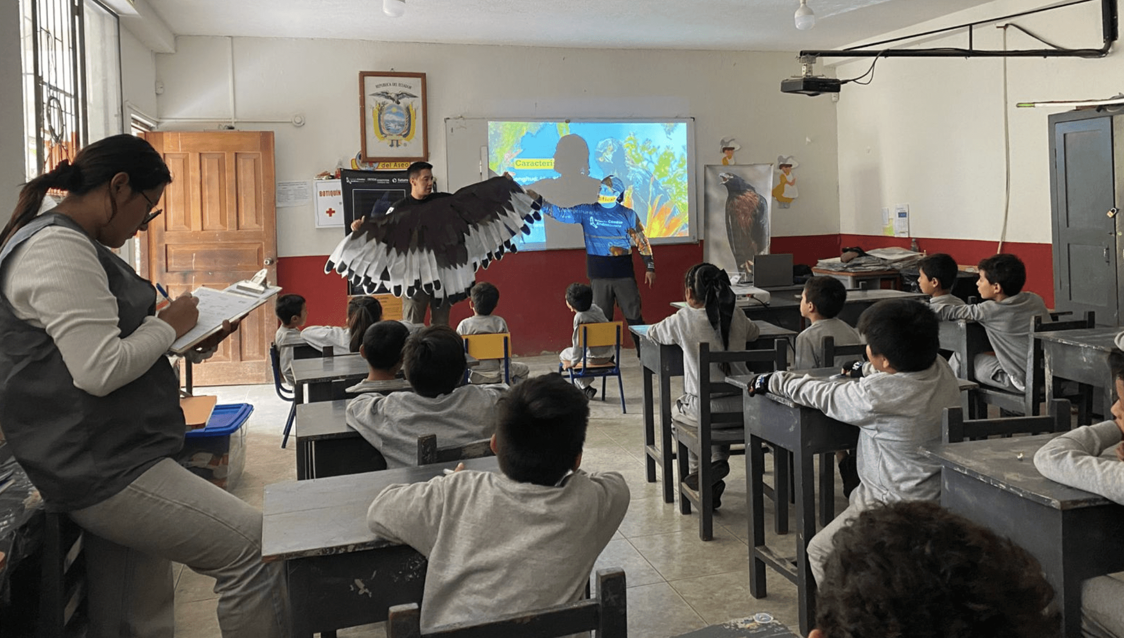 La educomunicación para proteger al águila andina en Ecuador